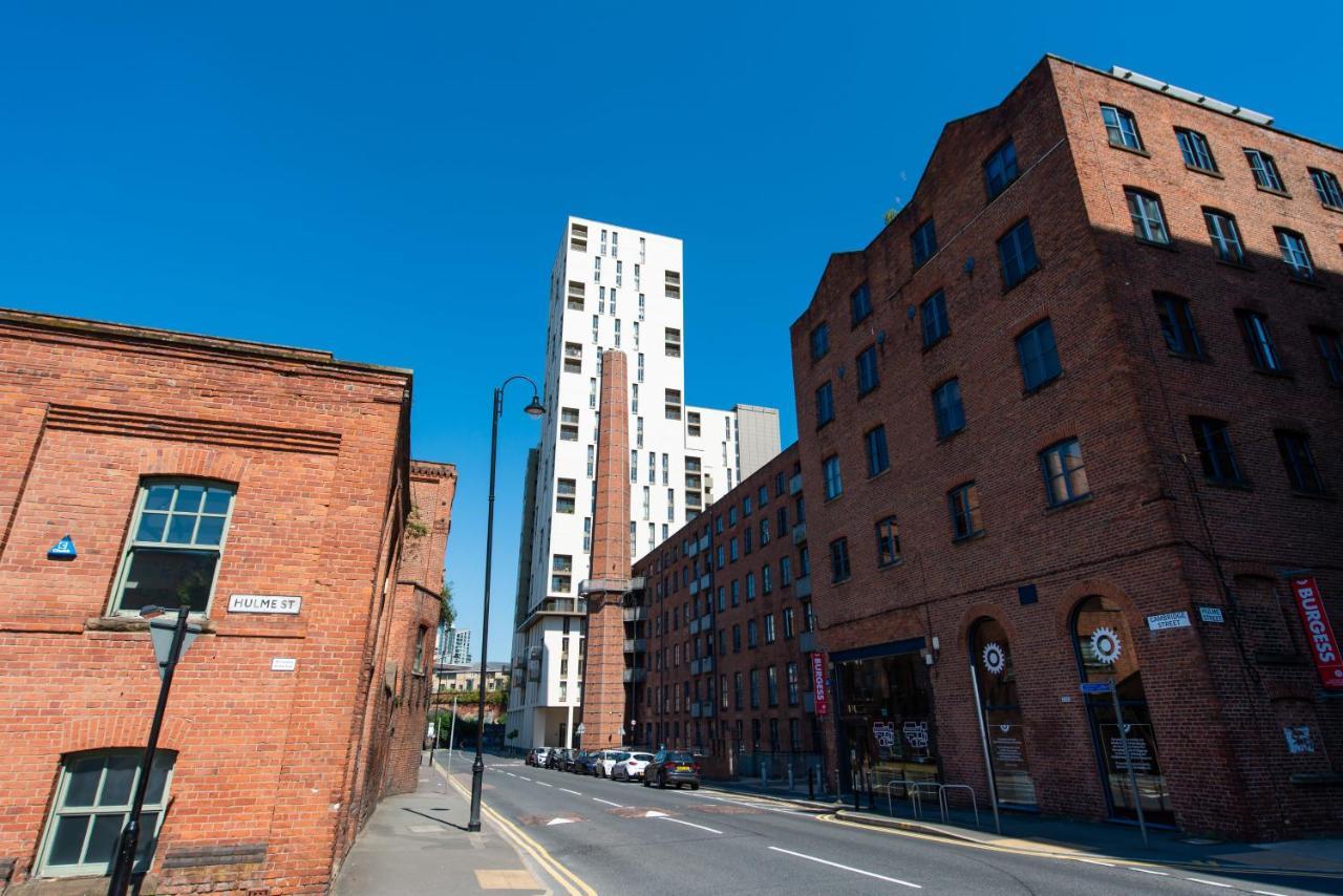 The Assembly Manchester Oasis Holding Exterior photo